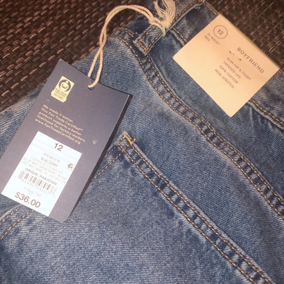NWT universal thread boyfriend jeans with patches size 12 - Picture 8 of 12